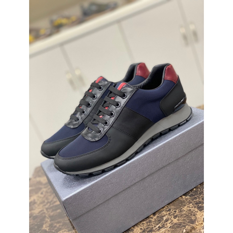 Pra*a casual shoes
